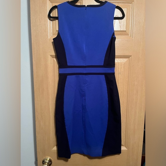 New York & Company Color Block Shift Dress Royal Blue Navy - Picture 8 of 12